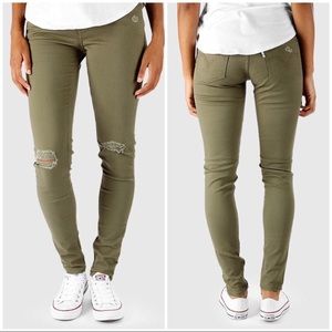 Like new 535 super skinny Levi jeans